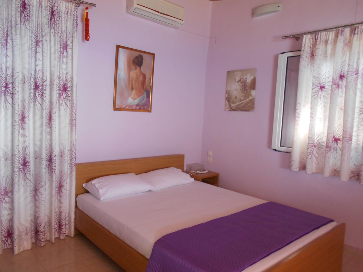 Zephyros Rooms And Apartments Drymon Bagian luar foto